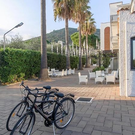 Liguria Apartments Pietra Ligure Luaran gambar