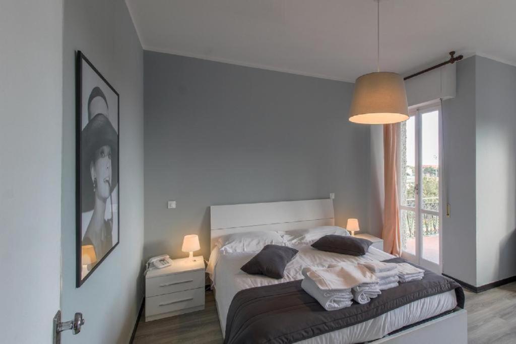 Liguria Apartments Pietra Ligure Luaran gambar